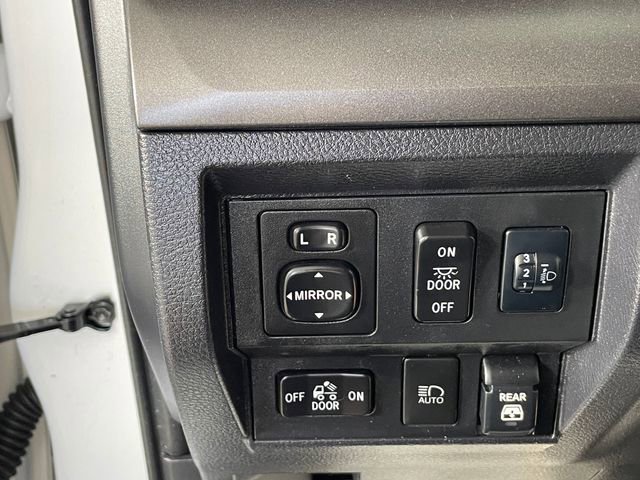Used 2020 Toyota Tundra SR5 w/ SR5 Upgrade Package AWD/4WD image 14