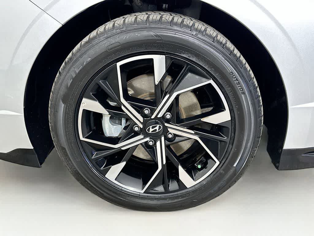 Used 2025 Hyundai Sonata SEL FWD image 7