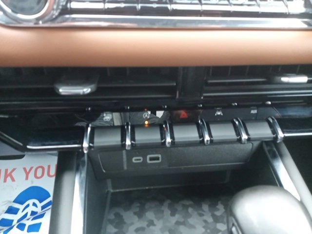 Used 2023 GMC Canyon AT4 image 27