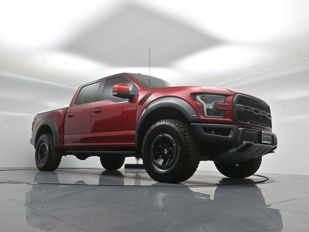 Certified 2017 Ford F150 Raptor w/ Equipment Group 802A Luxury image 5
