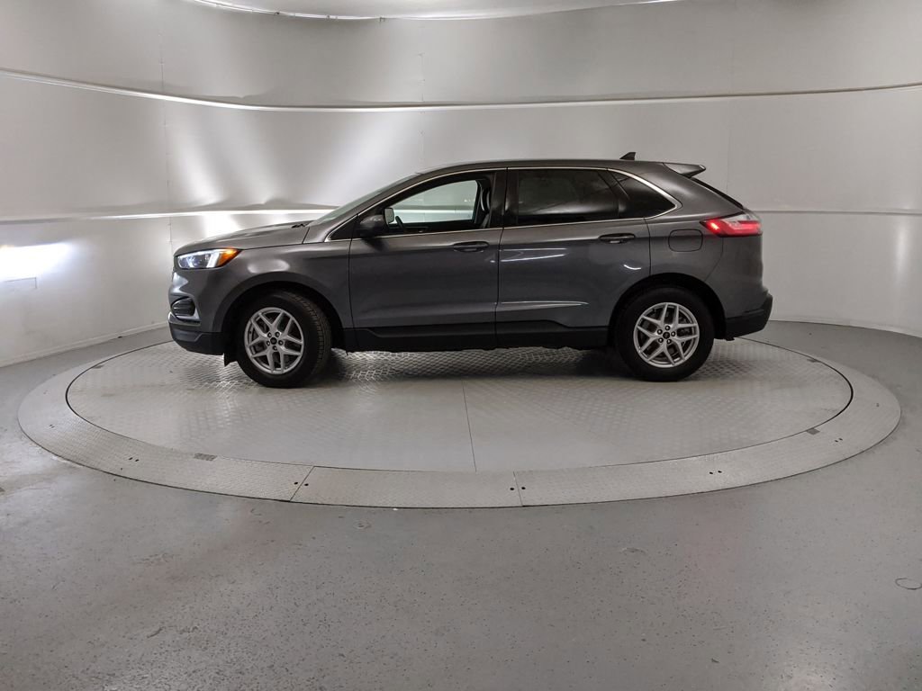 Certified 2024 Ford Edge SEL image 5