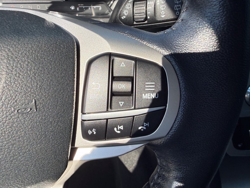 Certified 2021 Ford Explorer XLT w/ Equipment Group 202A AWD/4WD image 27