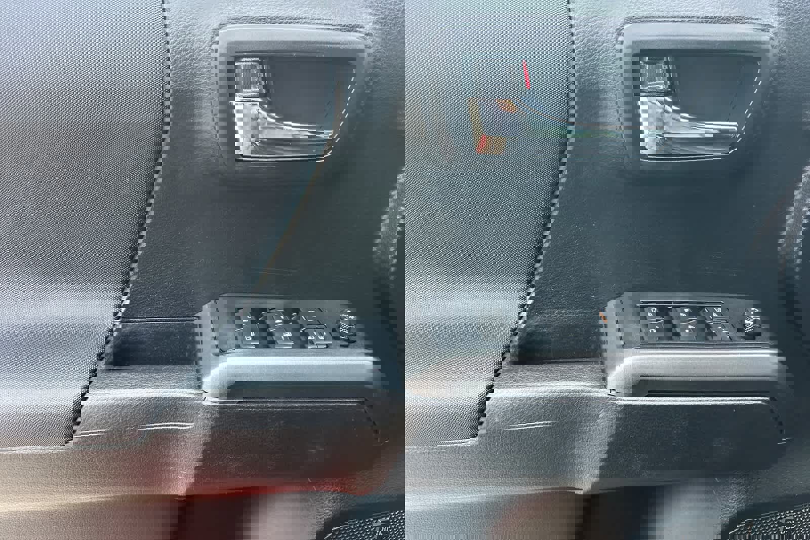 Used 2019 Toyota Tacoma TRD Pro AWD/4WD image 12