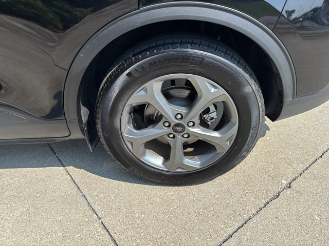 Certified 2026 Ford Escape ST-Line FWD image 11