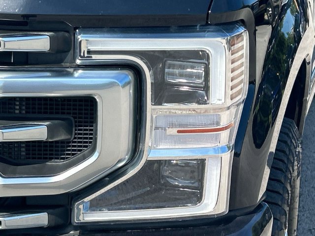 Certified 2022 Ford F350 Platinum w/ FX4 Off-Road Package AWD/4WD image 9