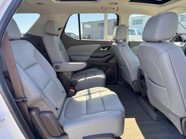 Used 2020 Chevrolet Traverse Premier FWD image 16