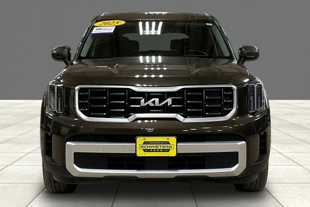 Used 2025 Kia Telluride S AWD/4WD image 3