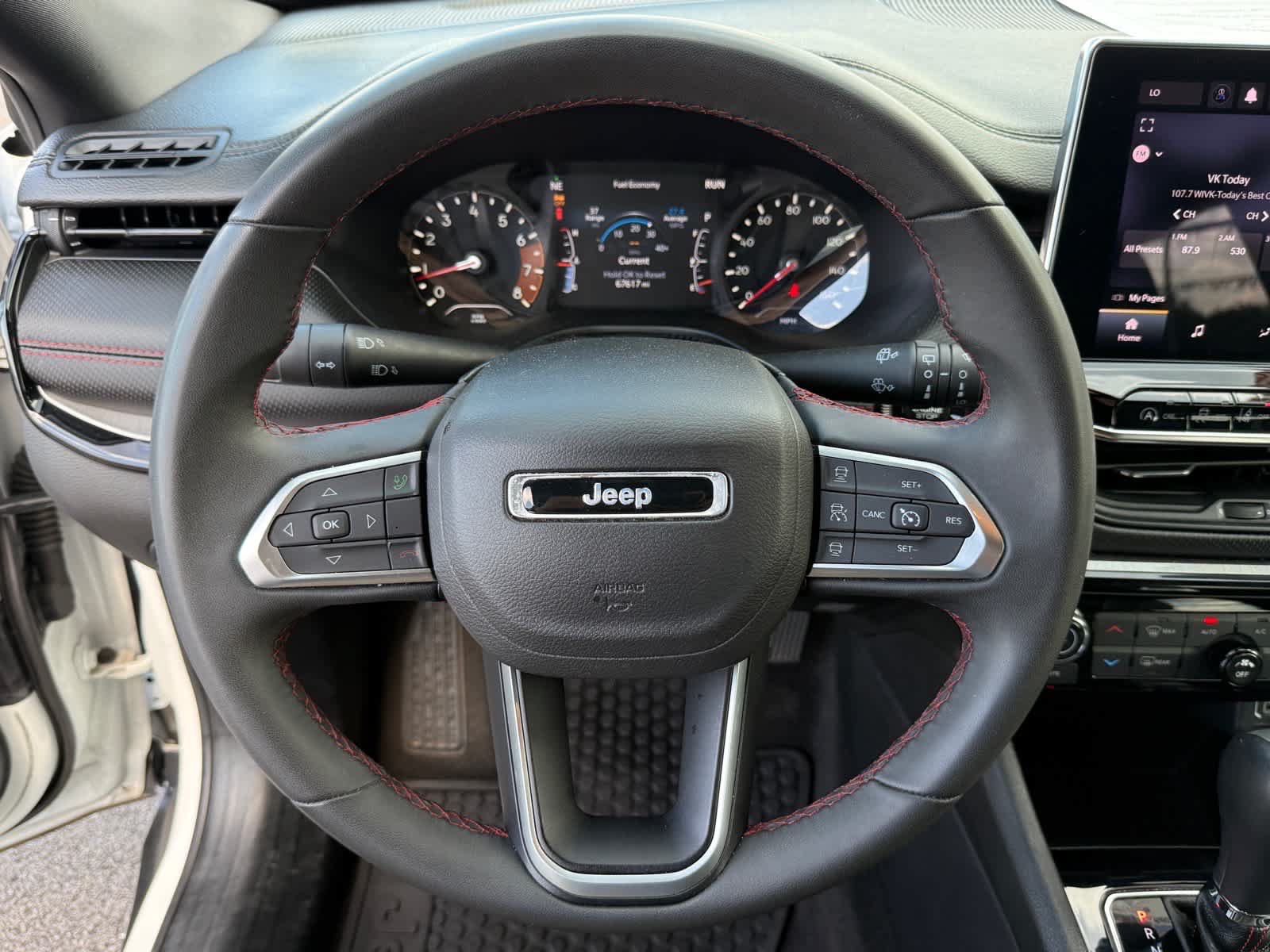 Used 2024 Jeep Compass Trailhawk AWD/4WD image 14