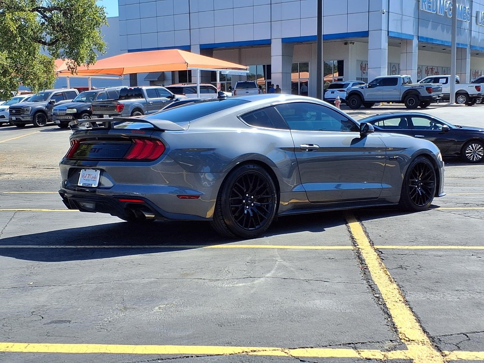 Certified 2022 Ford Mustang GT Premium w/ GT Performance Package RWD image 5