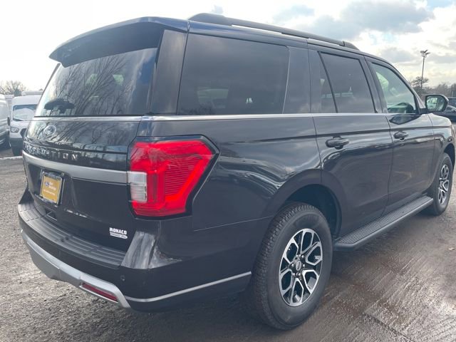 Certified 2024 Ford Expedition XLT image 7