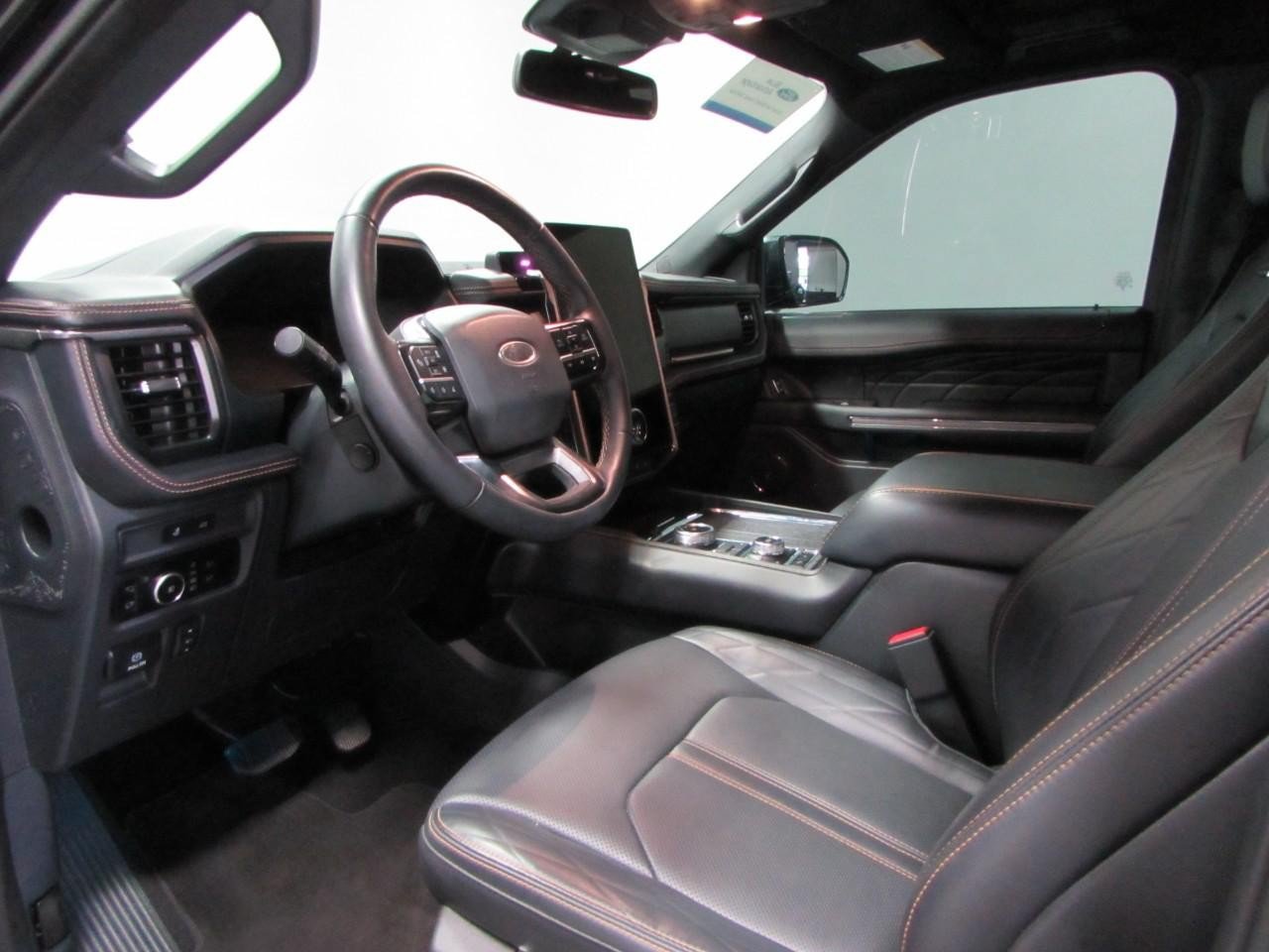 Certified 2024 Ford Expedition Platinum AWD/4WD image 13