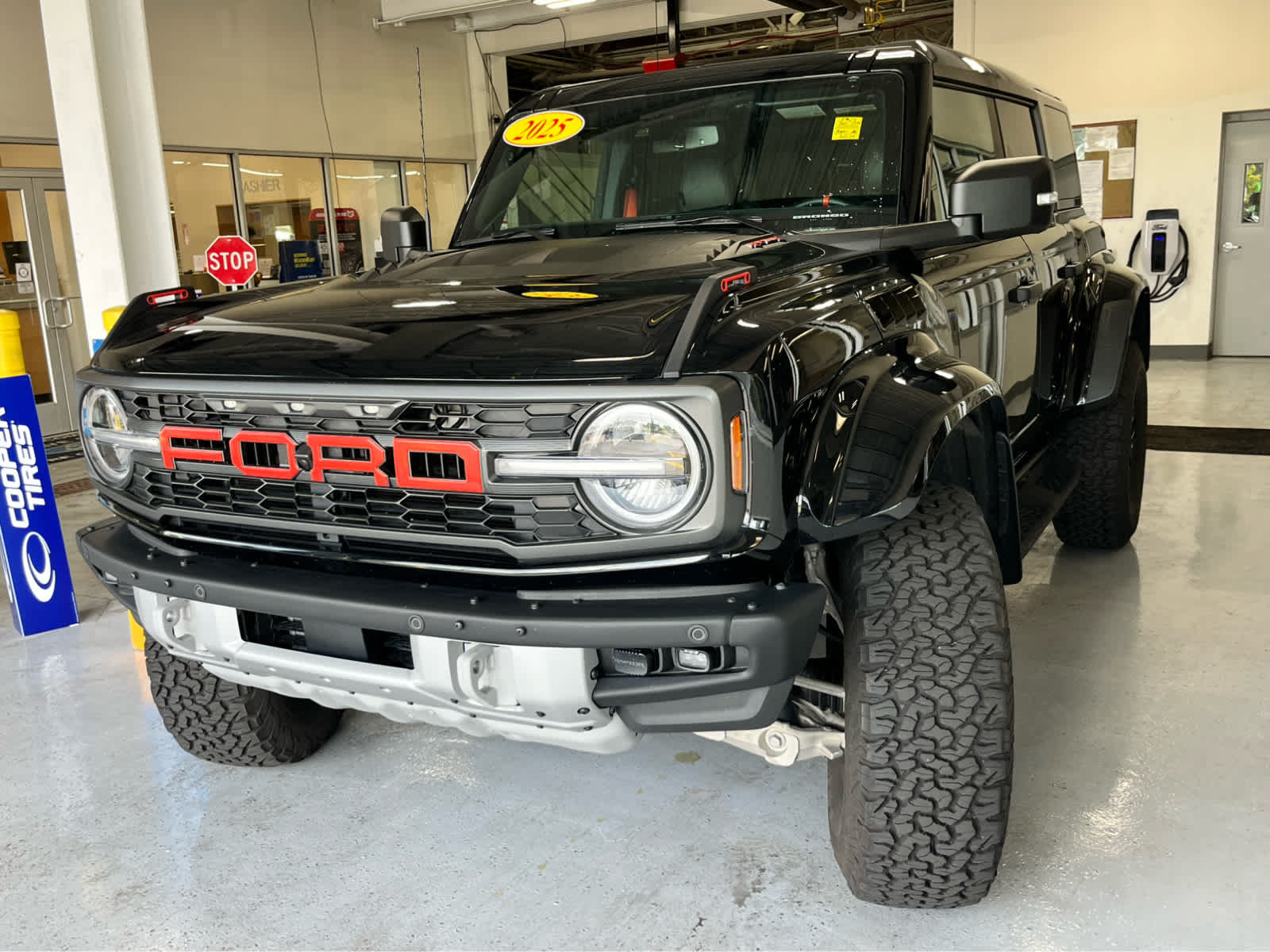 Certified 2025 Ford Bronco Raptor AWD/4WD image 5