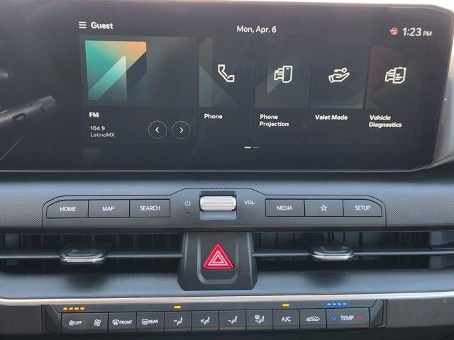 Used 2025 Kia K4 FWD image 15