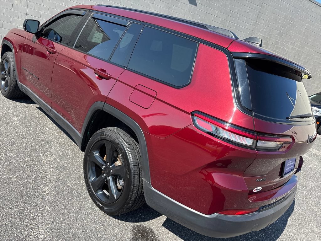 Used 2023 Jeep Grand Cherokee L Laredo AWD/4WD image 28