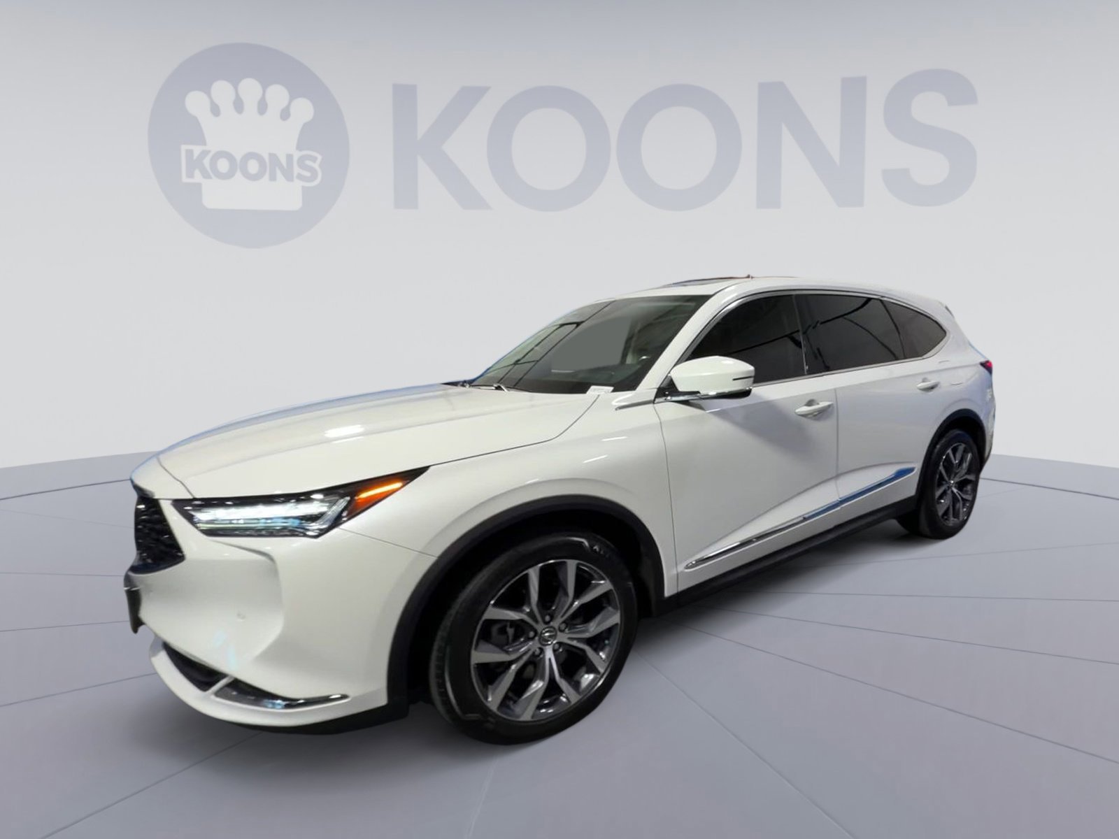 Used 2023 Acura MDX SH-AWD w/ Technology Package image 2