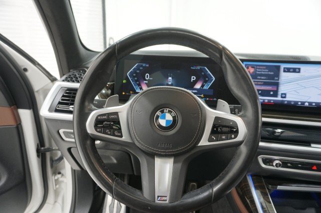 Used 2024 BMW X7 xDrive40i w/ Executive Package AWD/4WD image 37