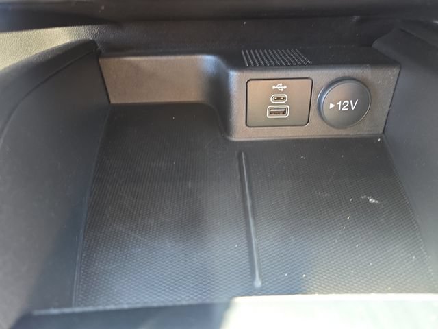 Certified 2024 Ford Escape SE FWD image 24