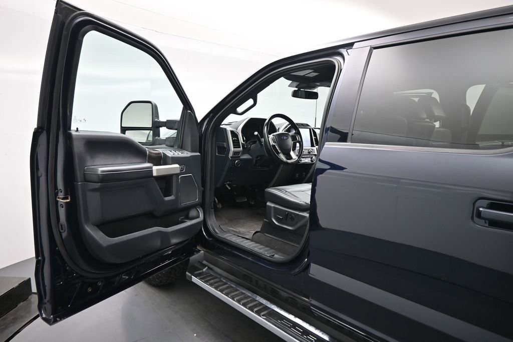 Certified 2022 Ford F350 Lariat w/ Lariat Value Package AWD/4WD image 9