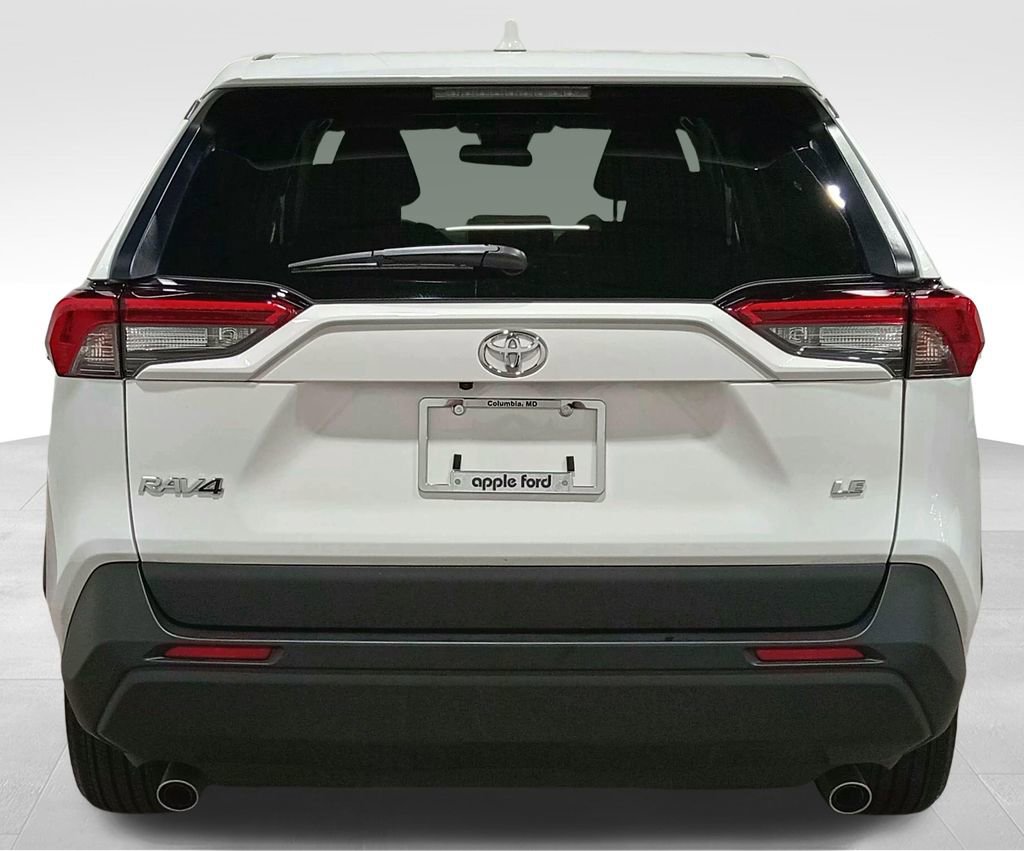 Used 2025 Toyota RAV4 LE FWD image 4
