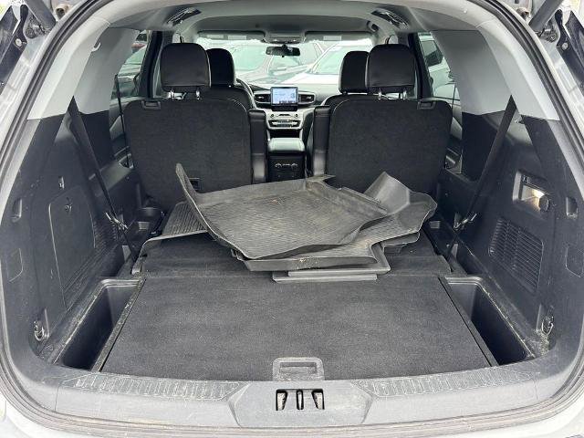 Certified 2022 Ford Explorer XLT w/ Equipment Group 202A AWD/4WD image 6