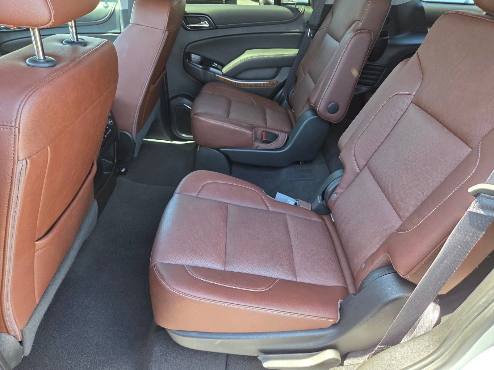 Used 2019 Chevrolet Tahoe Premier w/ Premier Plus Edition RWD image 12