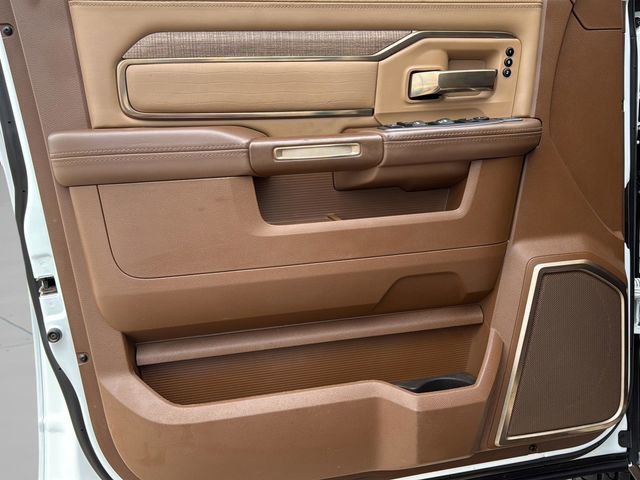 Used 2024 RAM 3500 Limited w/ Towing Technology Group image 23