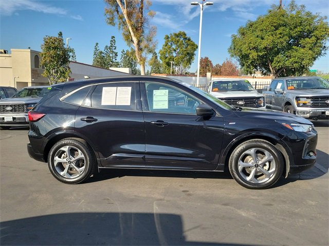 Certified 2023 Ford Escape ST-Line image 30