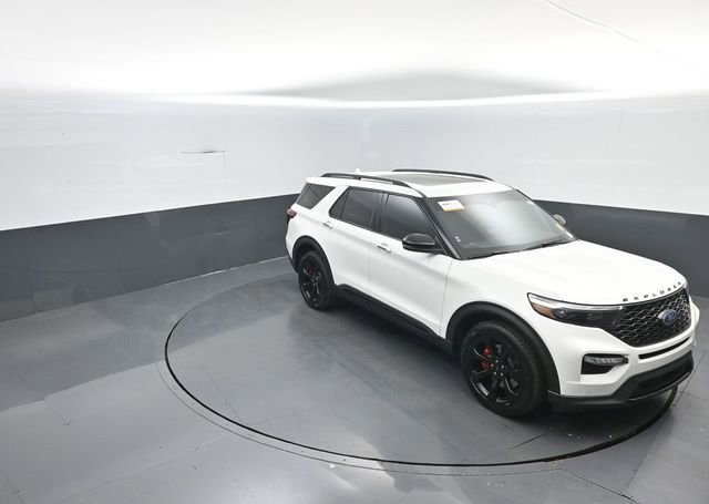 Certified 2022 Ford Explorer ST w/ Equipment Group 401A image 26