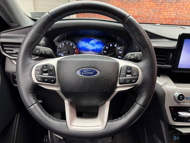 Certified 2023 Ford Explorer XLT w/ Equipment Group 202A image 14