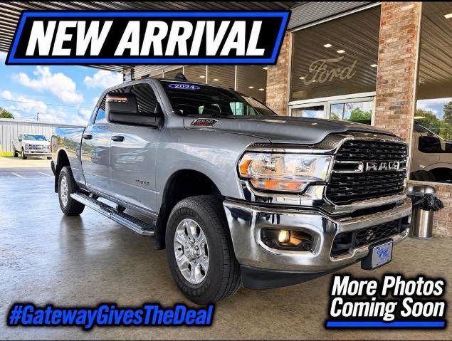 Used 2024 RAM 2500 Big Horn w/ Level 2 Equipment Group AWD/4WD image 1