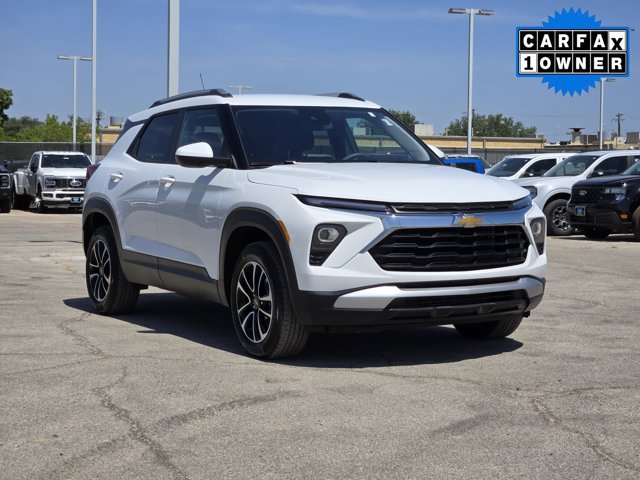 Used 2026 Chevrolet TrailBlazer LT AWD/4WD image 3