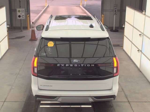 Certified 2025 Ford Expedition Platinum AWD/4WD image 5