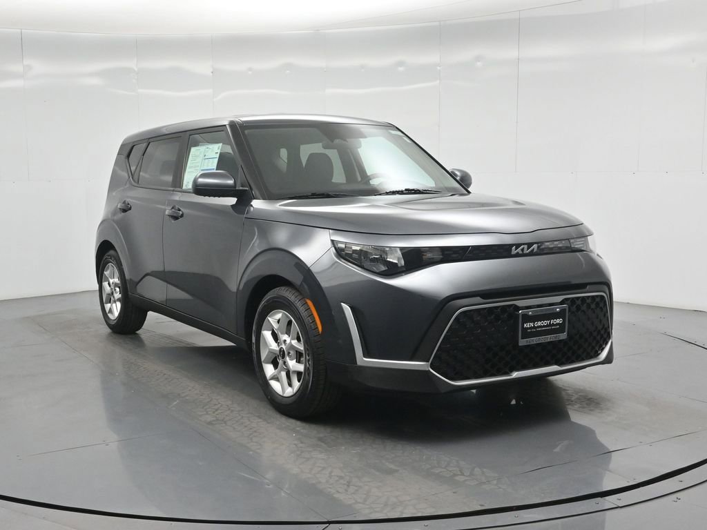 Used 2023 Kia Soul LX w/ Option Group 015 FWD image 54