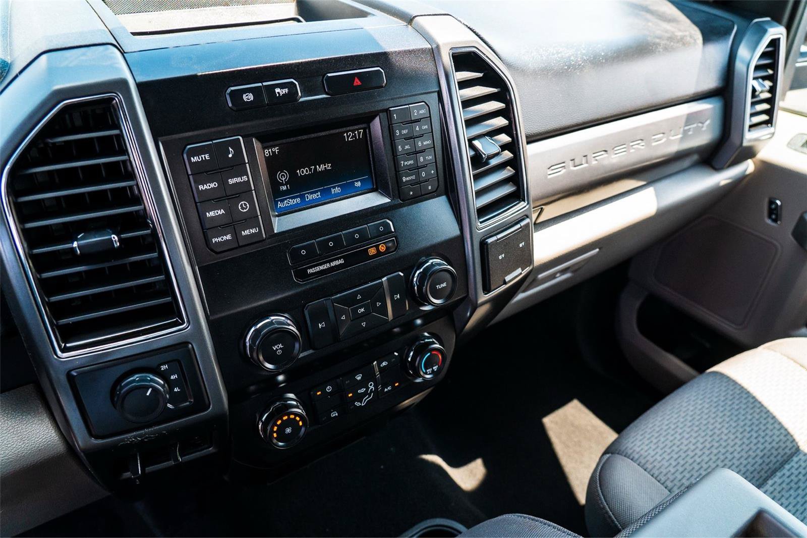 Certified 2019 Ford F250 XLT AWD/4WD image 18