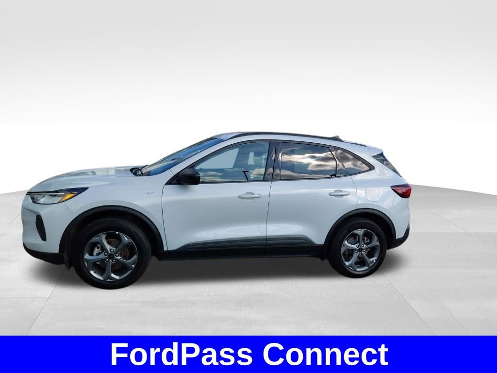 Certified 2025 Ford Escape ST-Line image 18