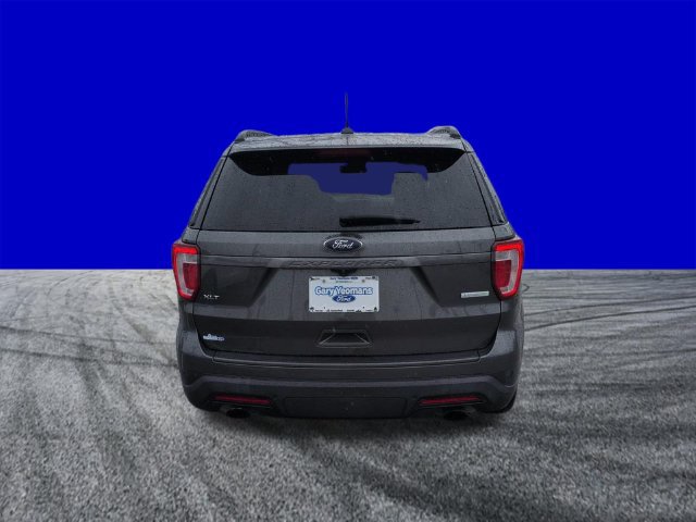 Certified 2019 Ford Explorer XLT w/ Equipment Group 202A FWD image 5