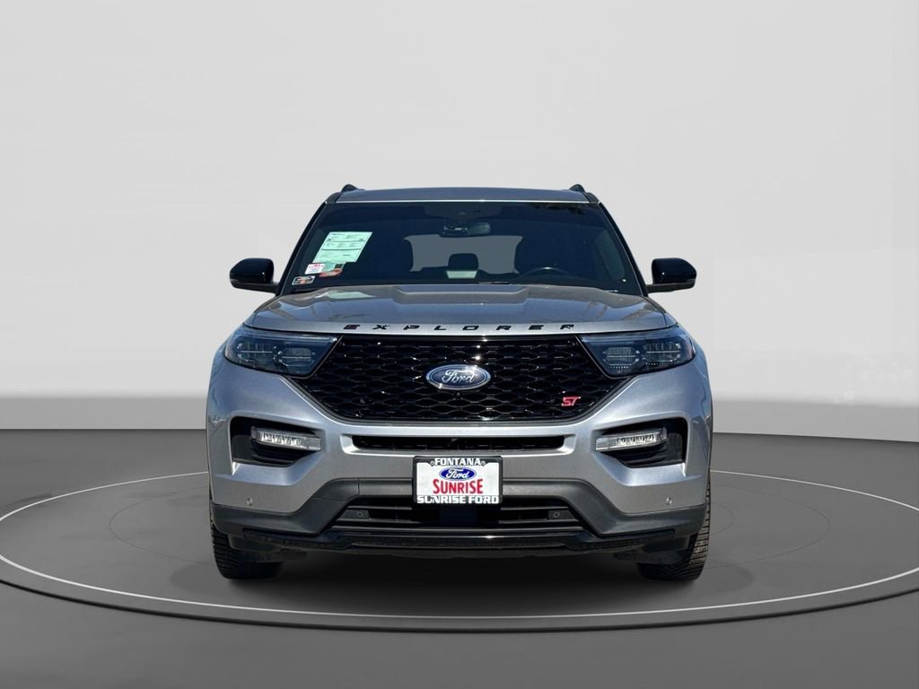 Certified 2021 Ford Explorer ST w/ Equipment Group 401A image 3
