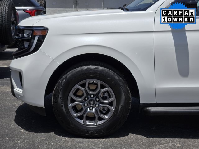 Certified 2025 Ford Expedition Active AWD/4WD image 9