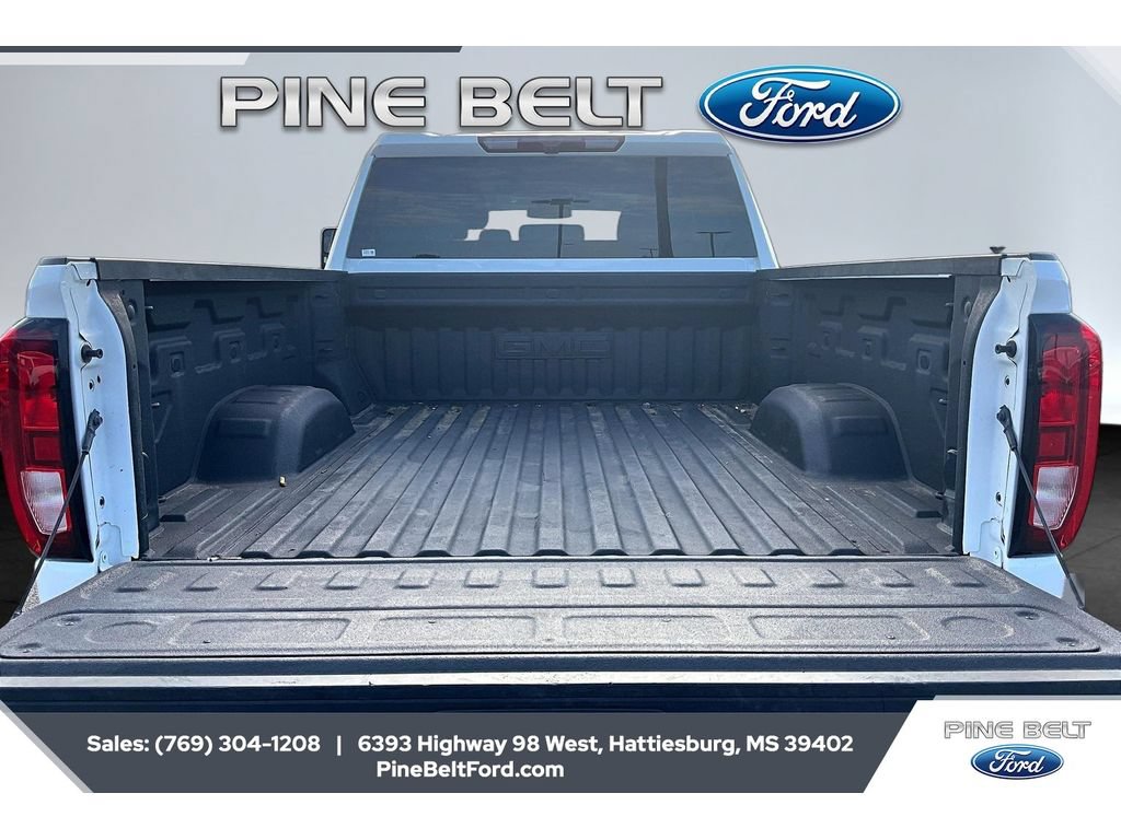 Used 2025 GMC Sierra 2500 SLE w/ SLE Value Package; AWD/4WD image 12