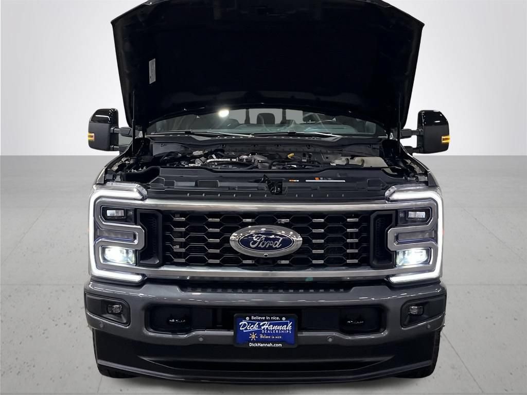 Certified 2026 Ford F350 Platinum AWD/4WD image 6