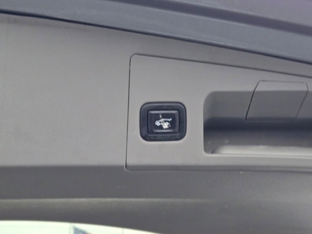 Used 2023 Cadillac XT5 Premium Luxury image 14