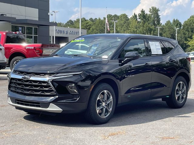 Used 2025 Chevrolet Blazer LT w/ Driver Confidence Package FWD image 34
