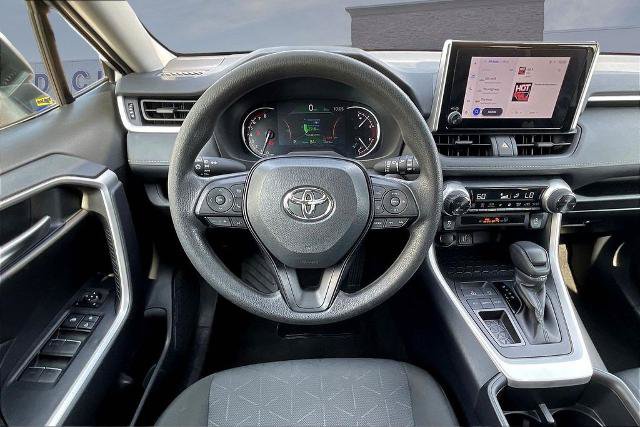Used 2025 Toyota RAV4 XLE FWD image 8