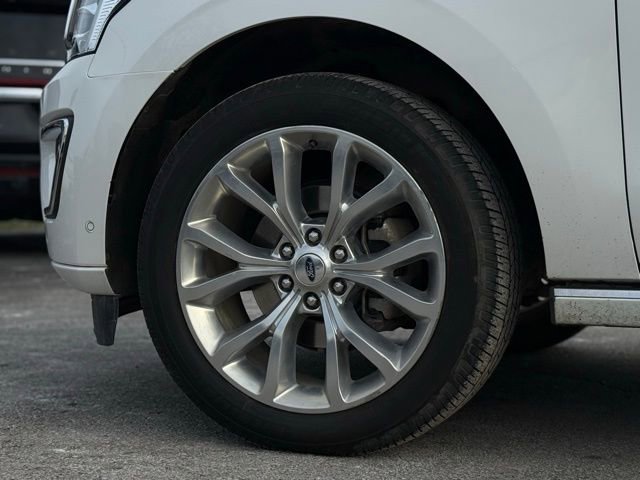 Certified 2019 Ford Expedition Max Platinum image 50