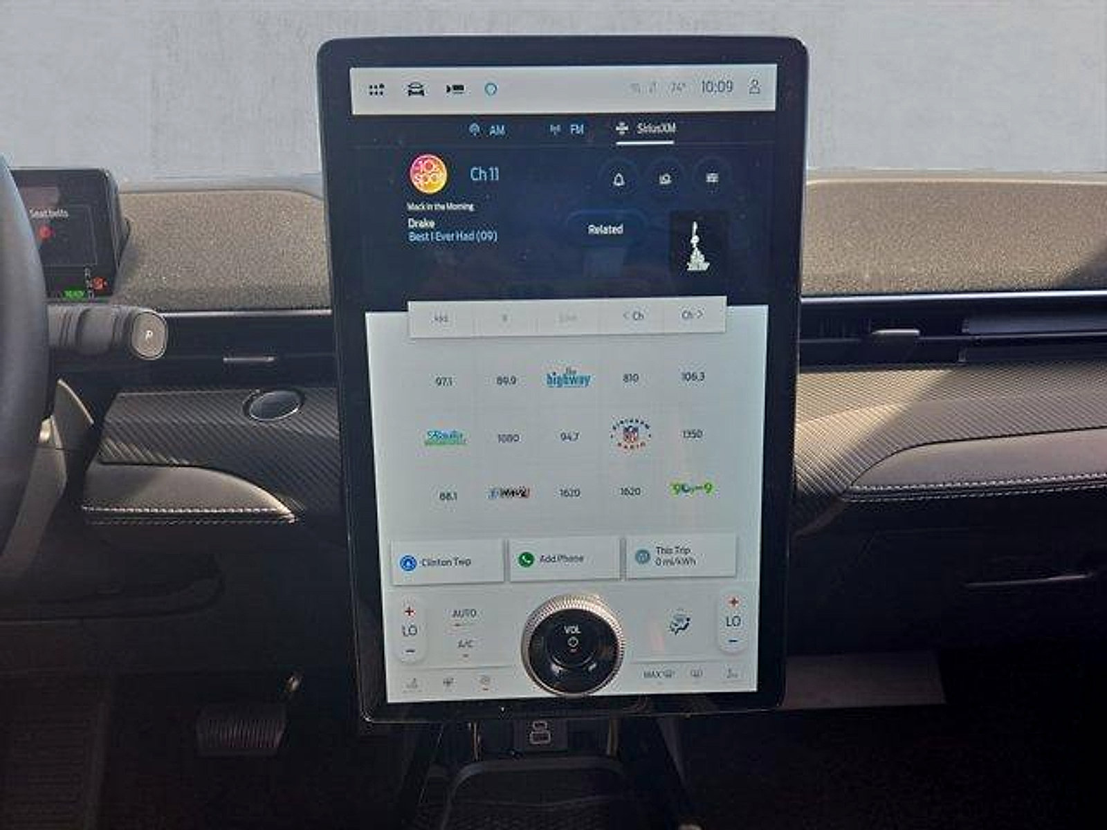 Certified 2025 Ford Mustang Mach-E Select w/ Comfort Package Lite RWD image 17