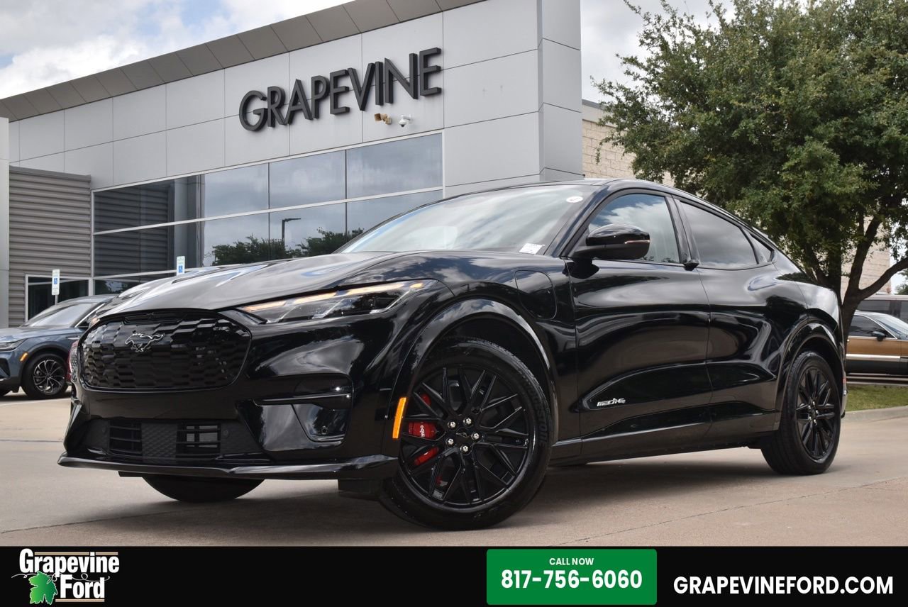 Certified 2025 Ford Mustang Mach-E Premium w/ Sport Appearance Package AWD/4WD image 1