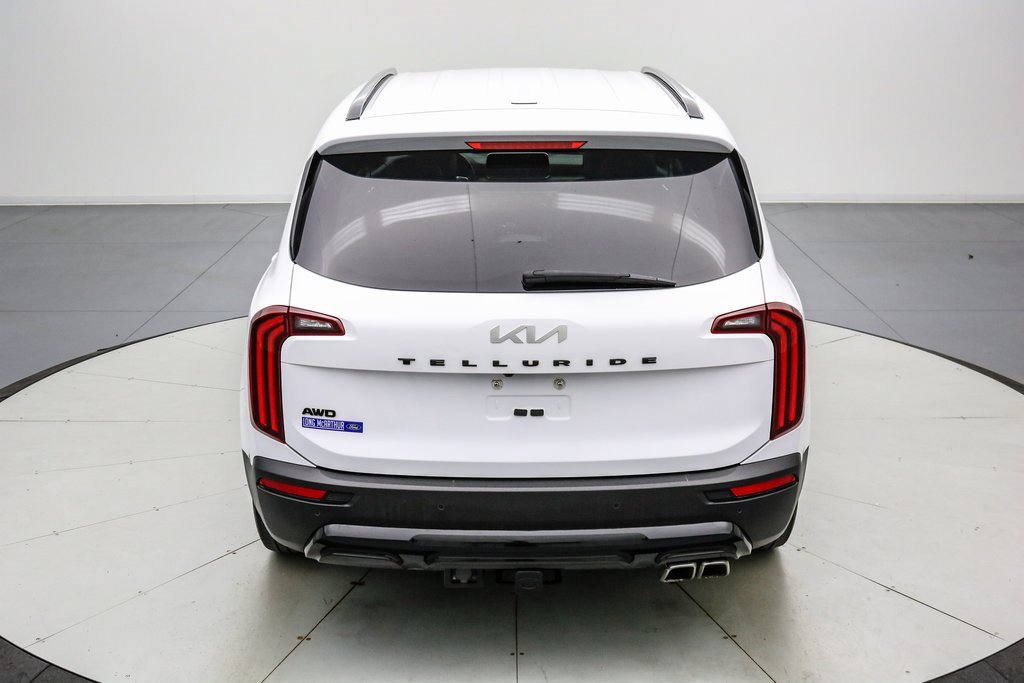 Used 2022 Kia Telluride EX w/ EX Premium Package image 4