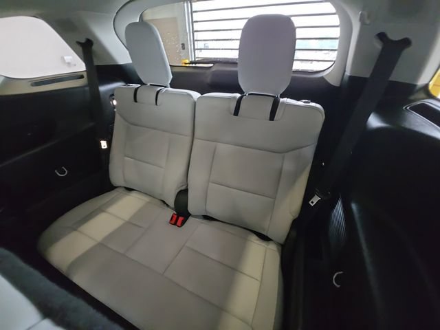 Certified 2025 Ford Explorer Platinum w/ Ultimate Package AWD/4WD image 26