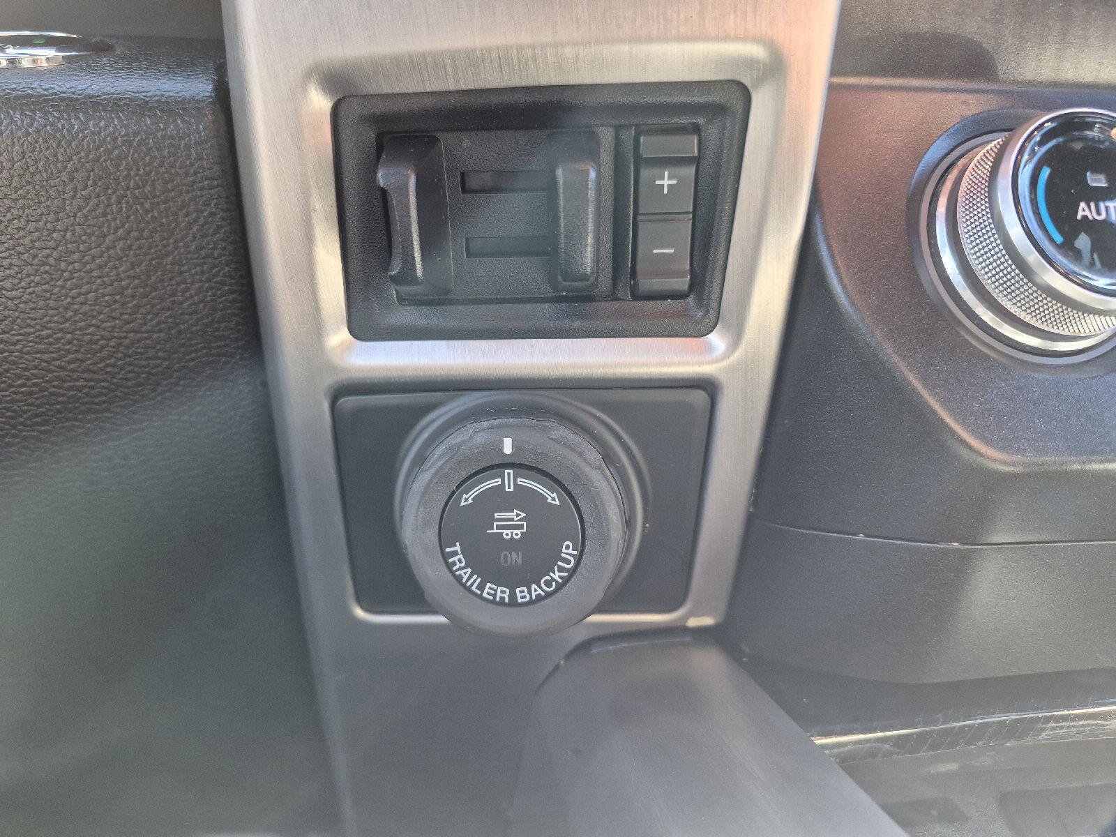 Certified 2021 Ford F450 Platinum w/ FX4 Off-Road Package image 19