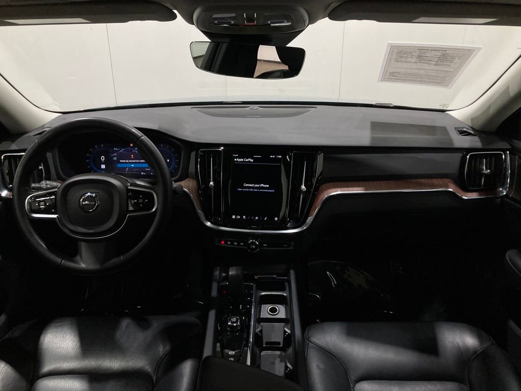 Used 2024 Volvo S60 B5 Plus image 17